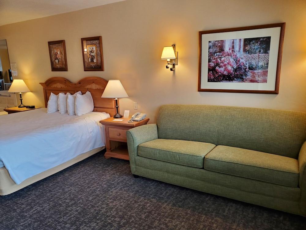 Homestead Suites photo 17