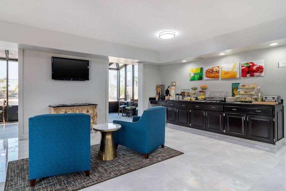 Quality Inn McDonough Atlanta South photo 24