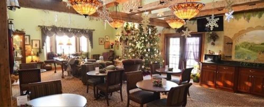 Hearthstone Inn & Suites photo 24