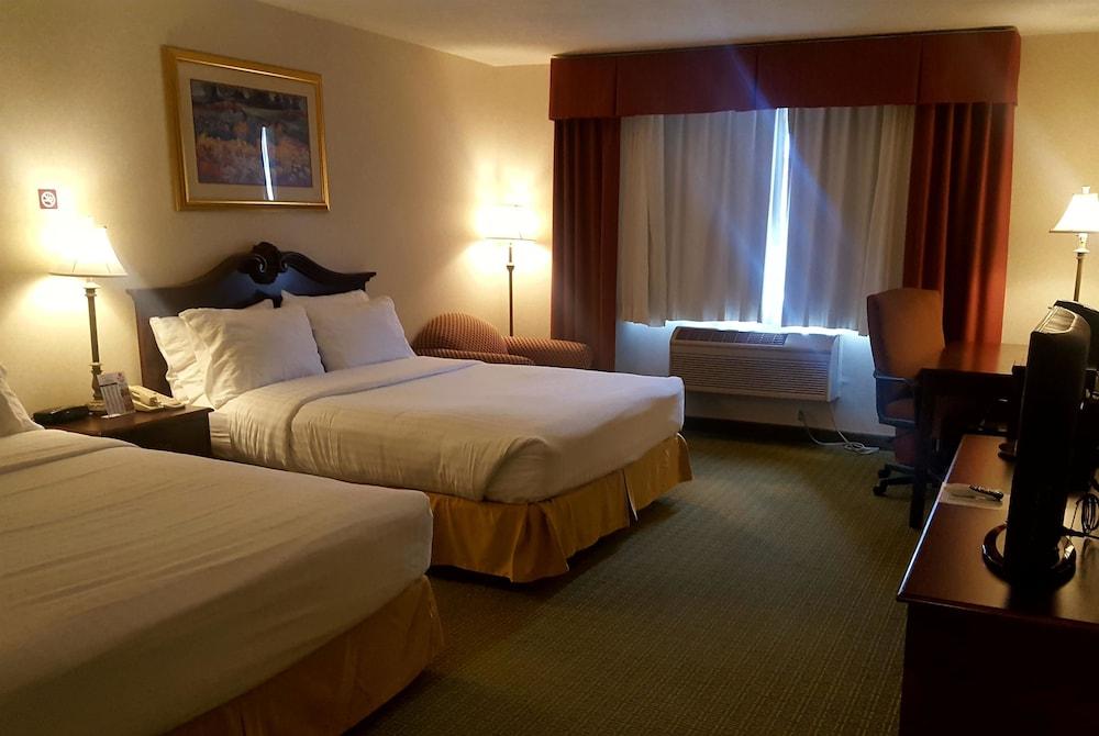 Baymont by Wyndham Belen NM — hotel in Belen