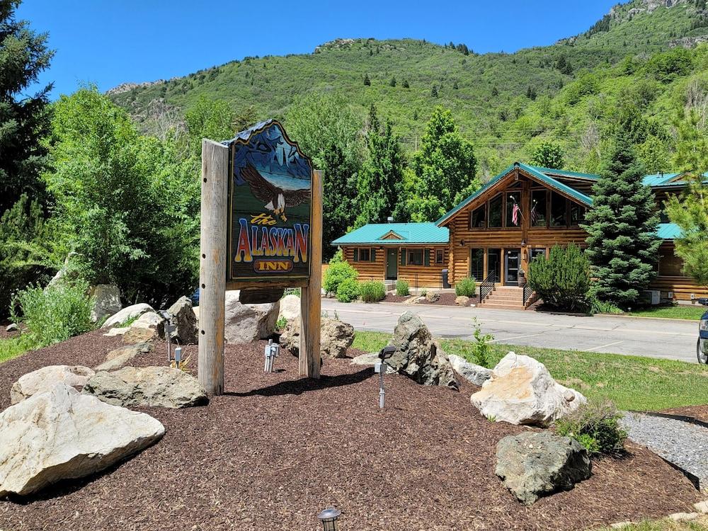 Alaskan Inn photo 1