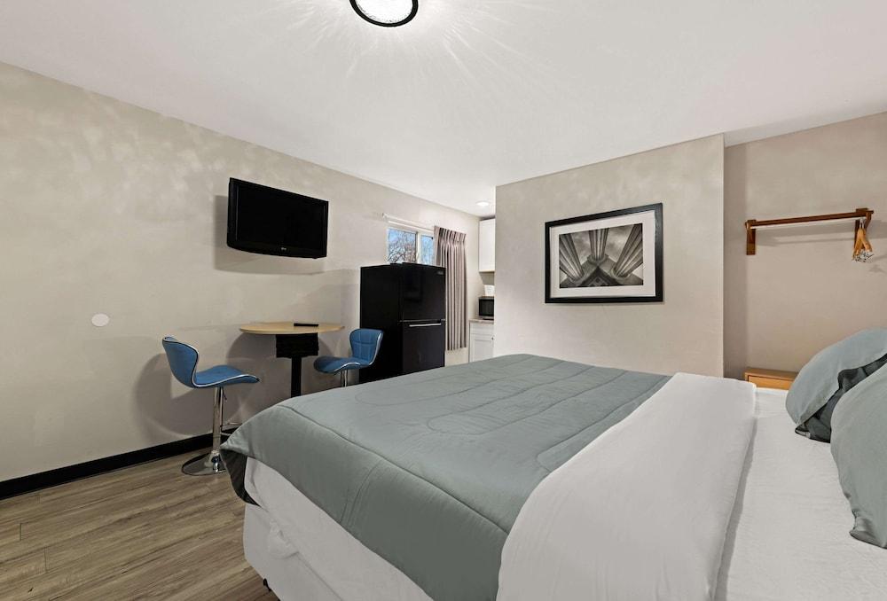 Rodeway Inn Charlotte Independence Blvd. photo 18