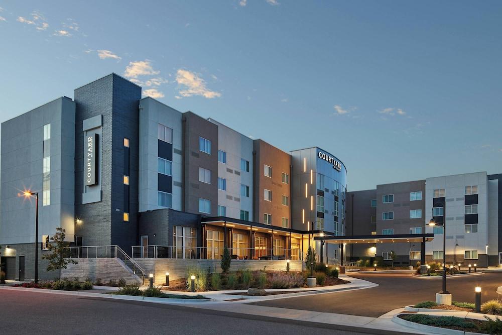 Courtyard by Marriott Denver Aurora photo 1