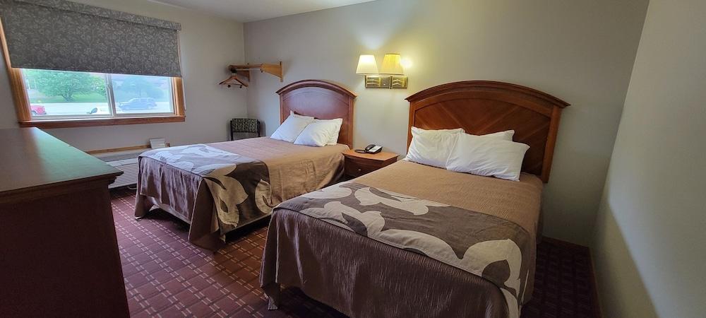 Mountaineer Inn photo 5