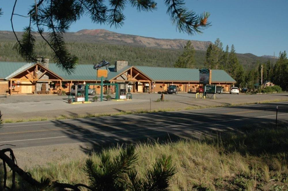 Lava Mountain Lodge — hotel in Dubois