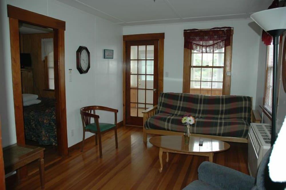 Channel Watefront Cottages photo 72