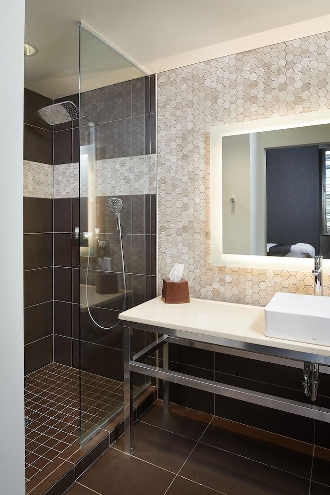 CityFlatsHotel - Grand Rapids, an Ascend Collection Hotel photo 43