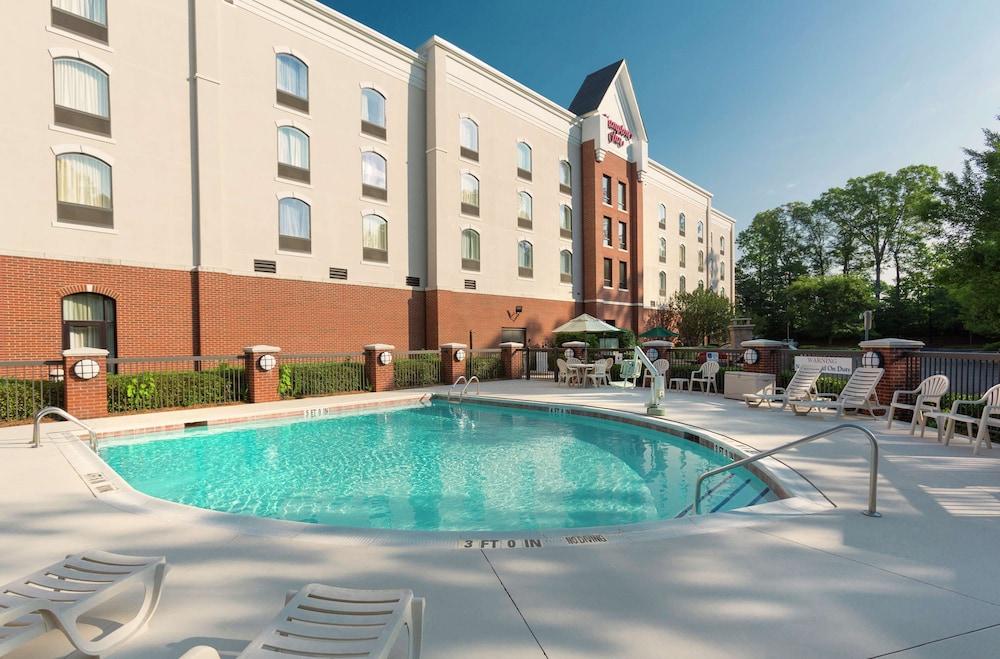 Hampton Inn Charlotte-Belmont at Montcross photo 37