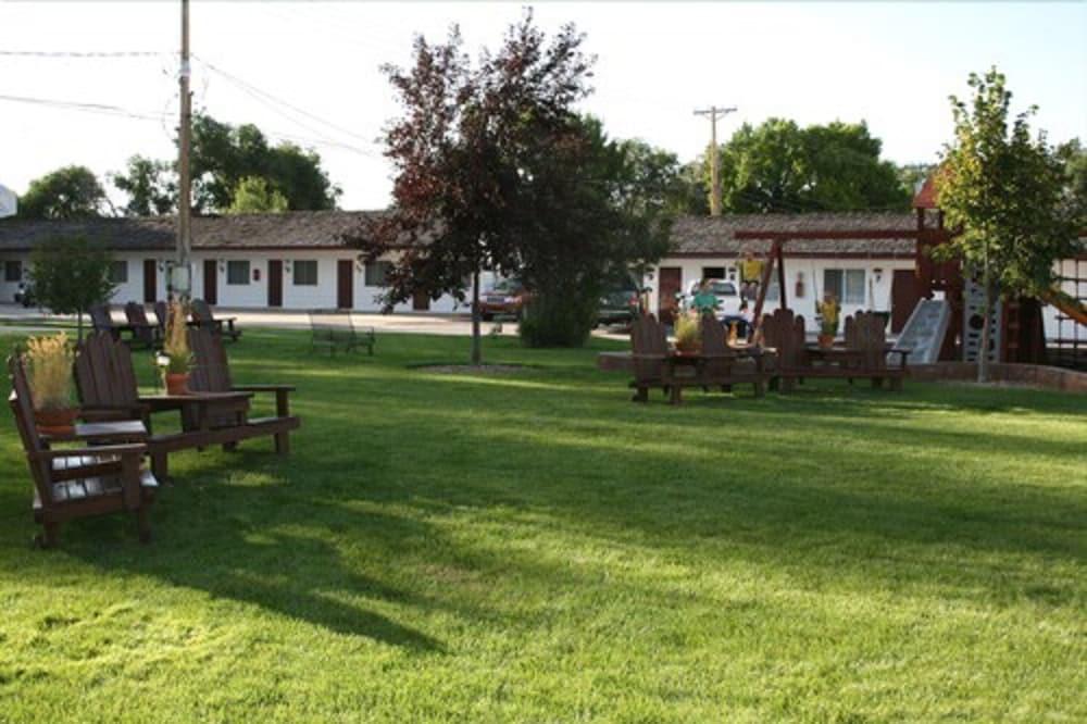 Covered Wagon Motel photo 35