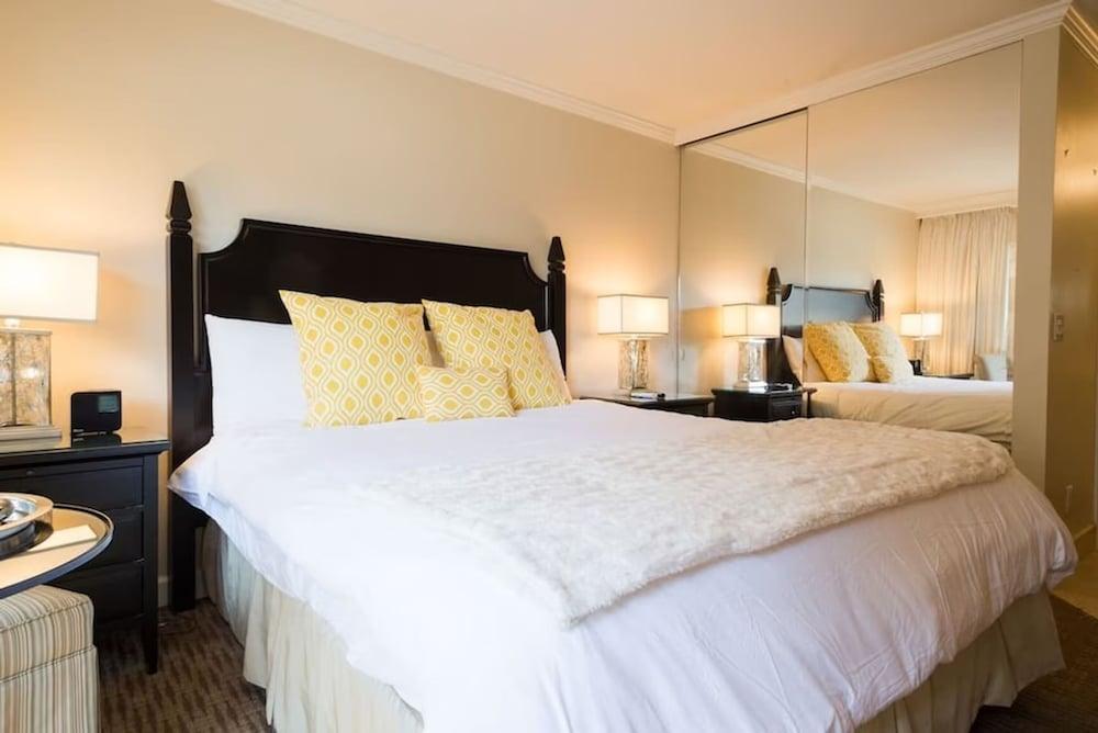 The Napa Residences photo 63