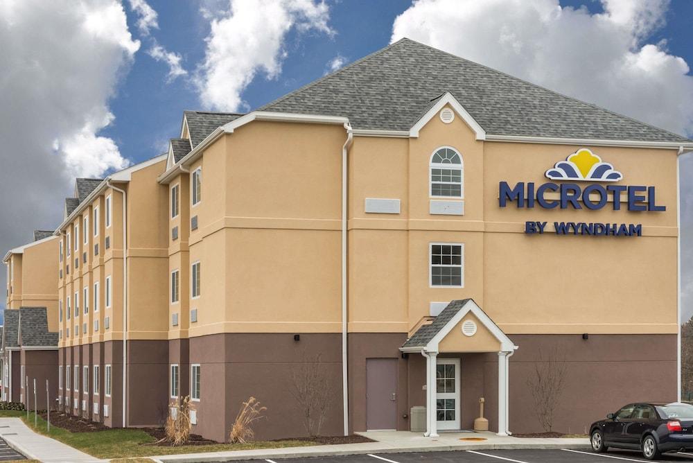 Microtel Inn & Suites By Wyndham Beaver Falls photo 15