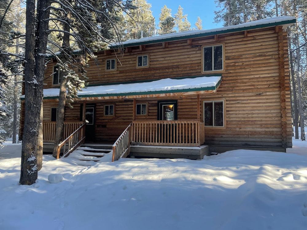 Bear Lodge Resort photo 13