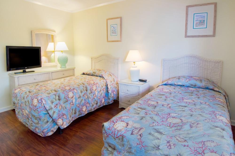 Ocean Creek Resort photo 5