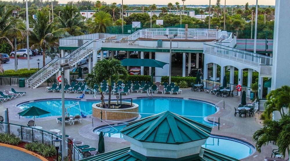 The Resort on Cocoa Beach photo 28
