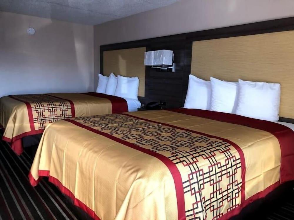 Legacy Inn Sumner photo 21