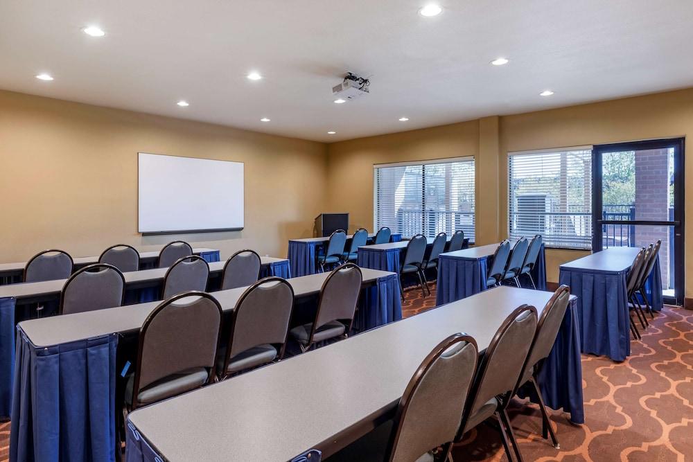Best Western Plus DFW Airport Suites photo 36