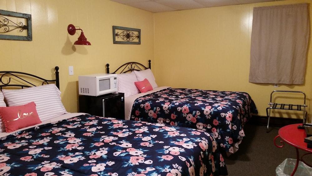 Paradise Resort and Cabins photo 26