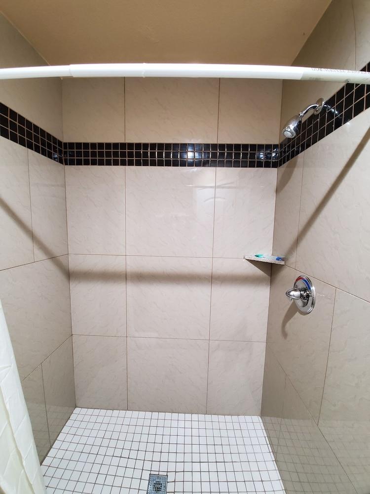 Budget Inn Motel photo 3