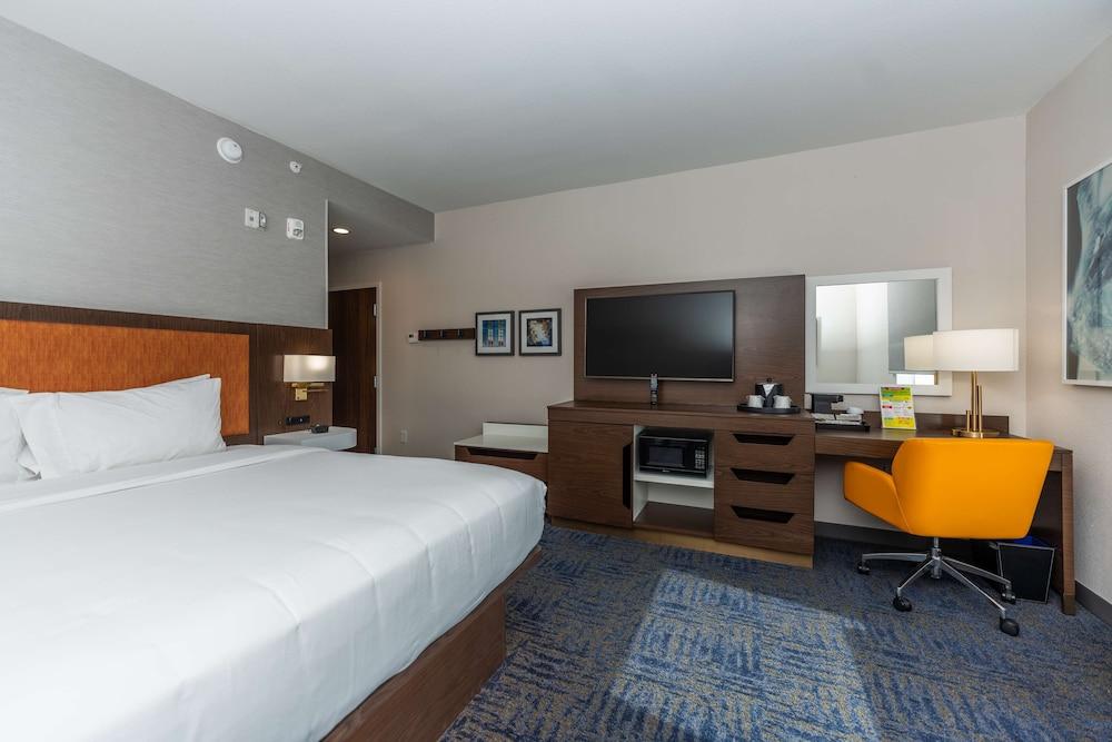 Hampton Inn & Suites Houston Sugar Land photo 37