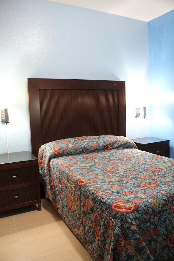 Oak Hotel photo 27
