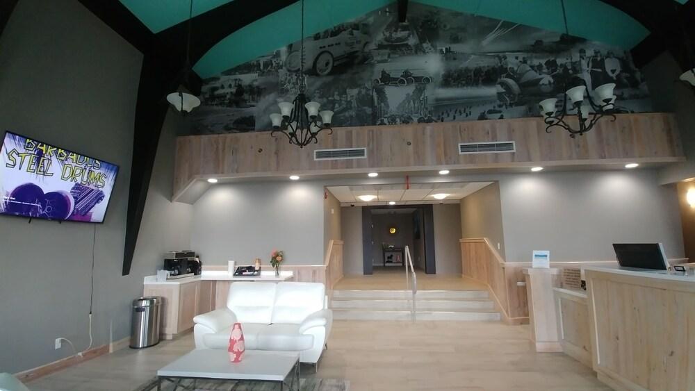 The Maverick Resort photo 2