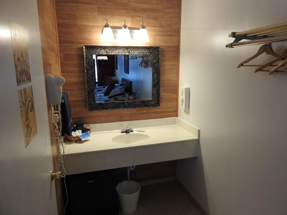 The Trails Inn photo 17