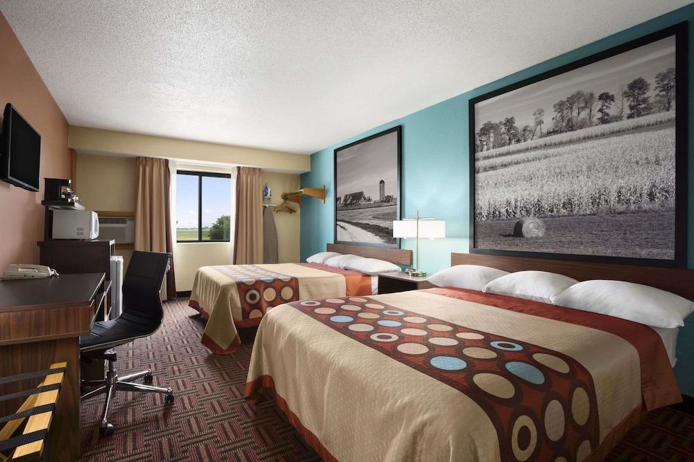 Super 8 by Wyndham Marion photo 9