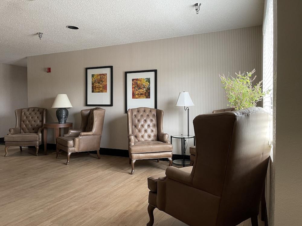 Red Roof Inn Branson photo 7