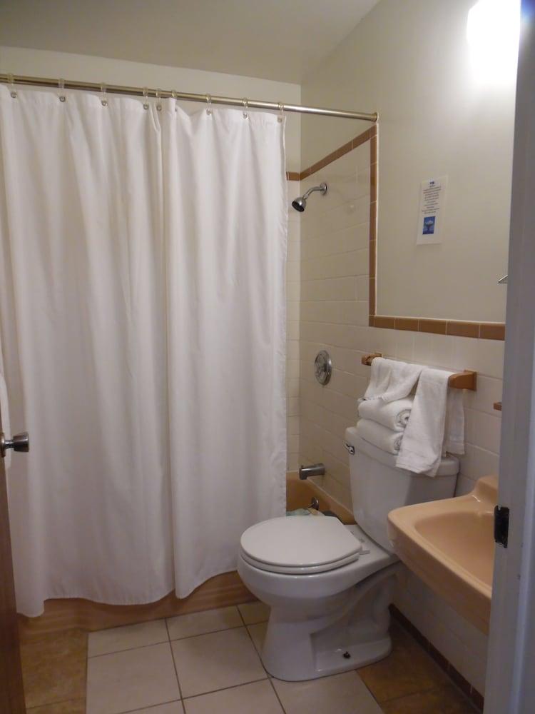 Wachapreague Inn photo 71