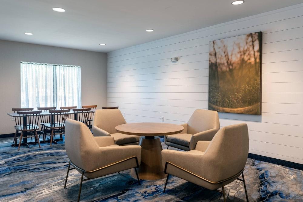 Fairfield Inn By Marriott Savannah Airport photo 3