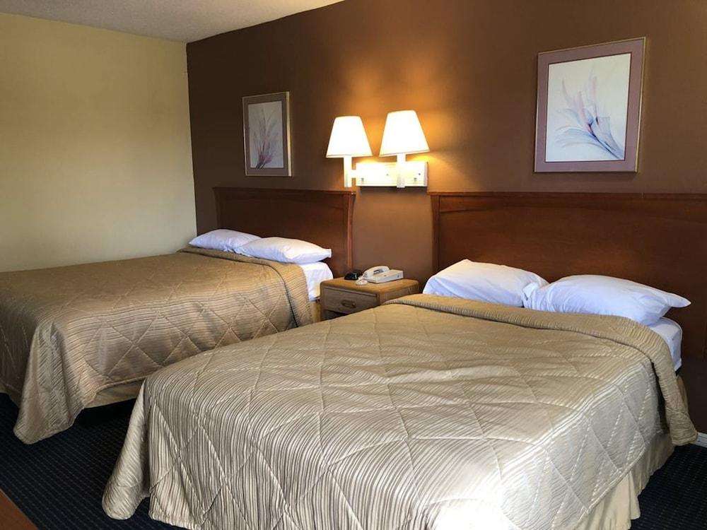 America's Best Inn photo 25