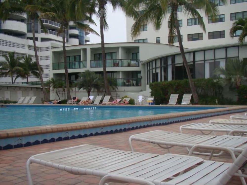 Casablanca by Design Suites Miami photo 3