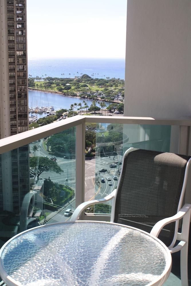 Ala Moana Hotel by LSI Resorts photo 79