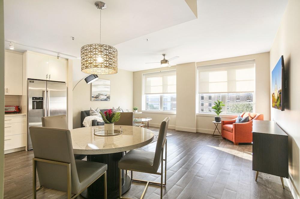 Modern Condos in California Building by Hosteeva photo 83