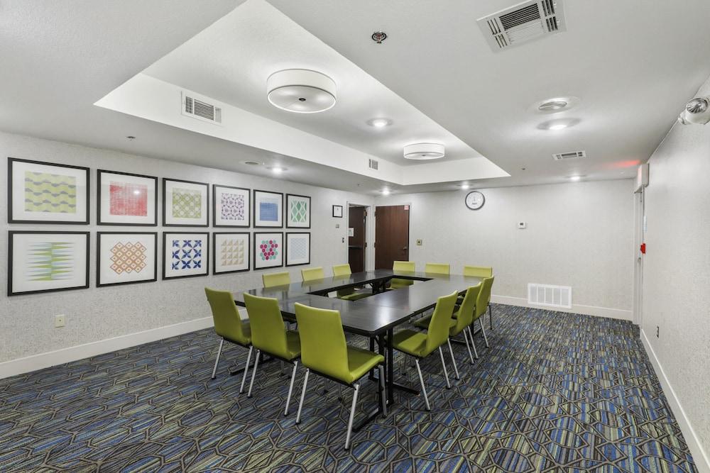 Holiday Inn Express Harlingen by IHG photo 50