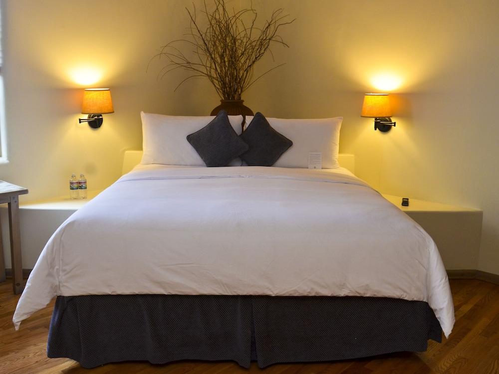 Inn on the Alameda photo 20