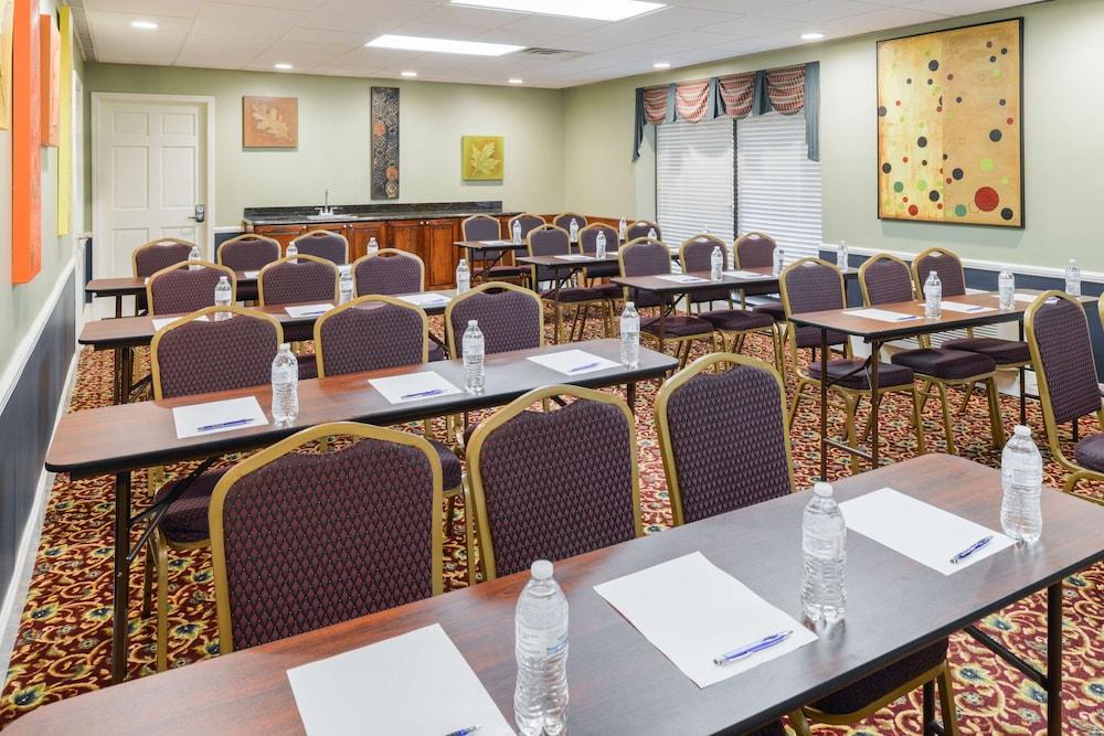 Americas Best Value Inn Goodlettsville Nashville N photo 25
