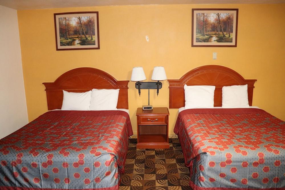 Best Nights Inn photo 45