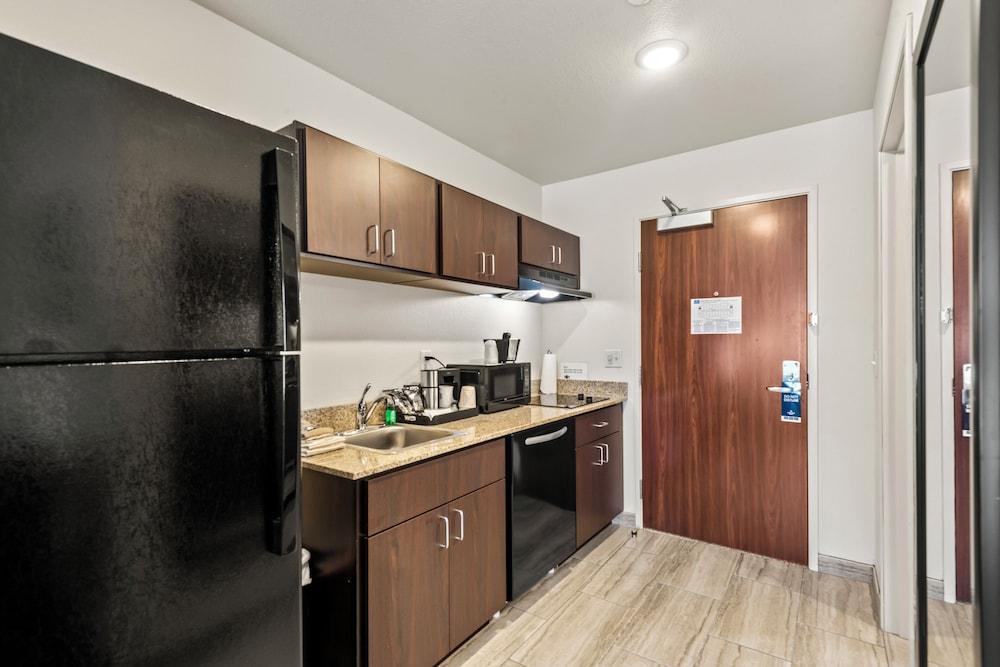 Cobblestone Hotel & Suites - Foley photo 27