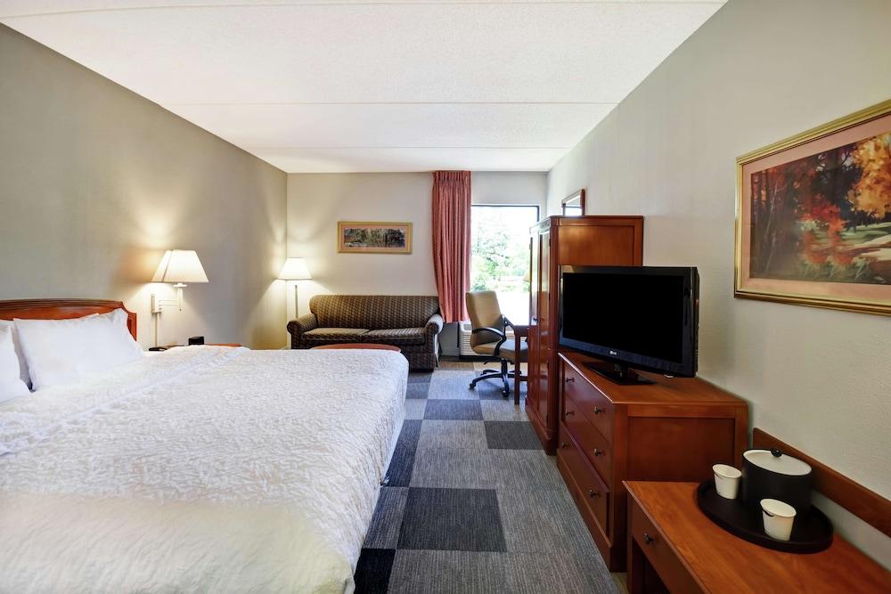 Comfort Inn & Suites Mt. Holly - Westampton photo 73