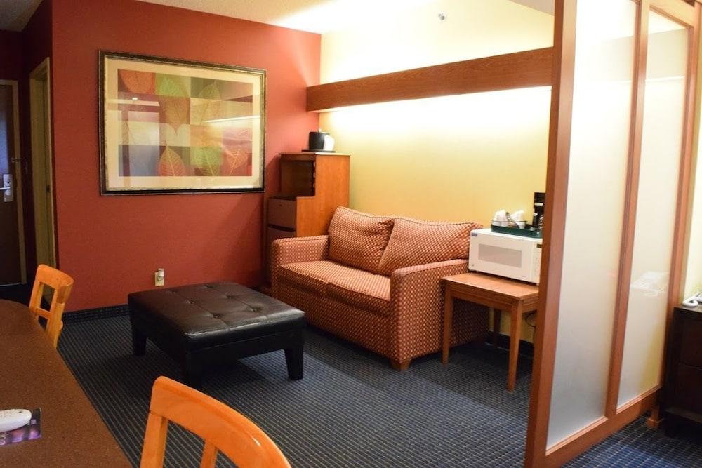 Inn at the Finger Lakes photo 13