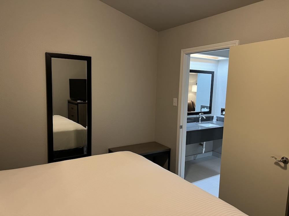 Garden Inn & Suite photo 29
