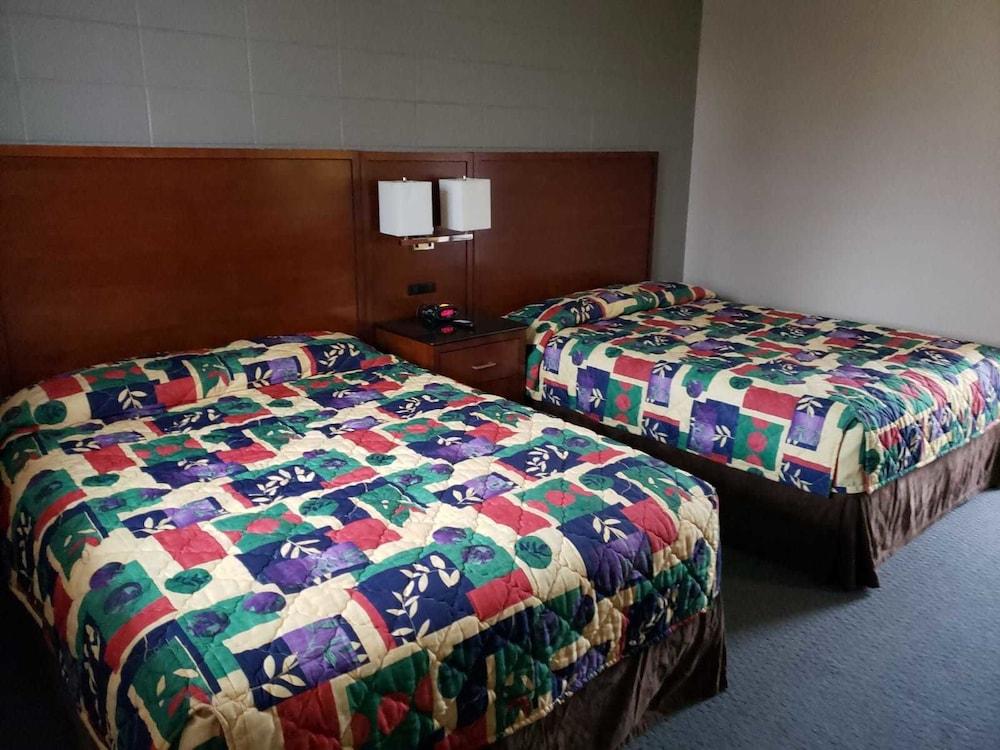 Skyview Inn photo 3