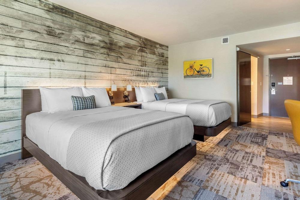 DoubleTree by Hilton Charleston Riverview photo 34