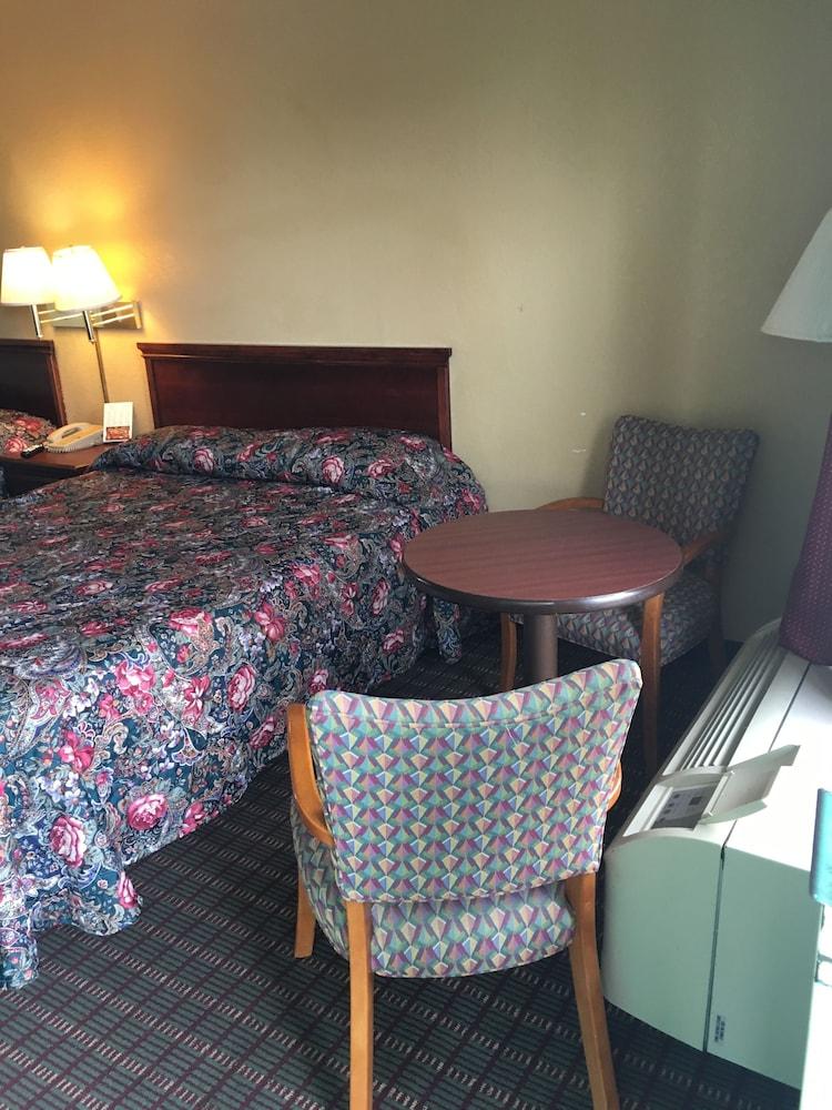 Travel Inn photo 15