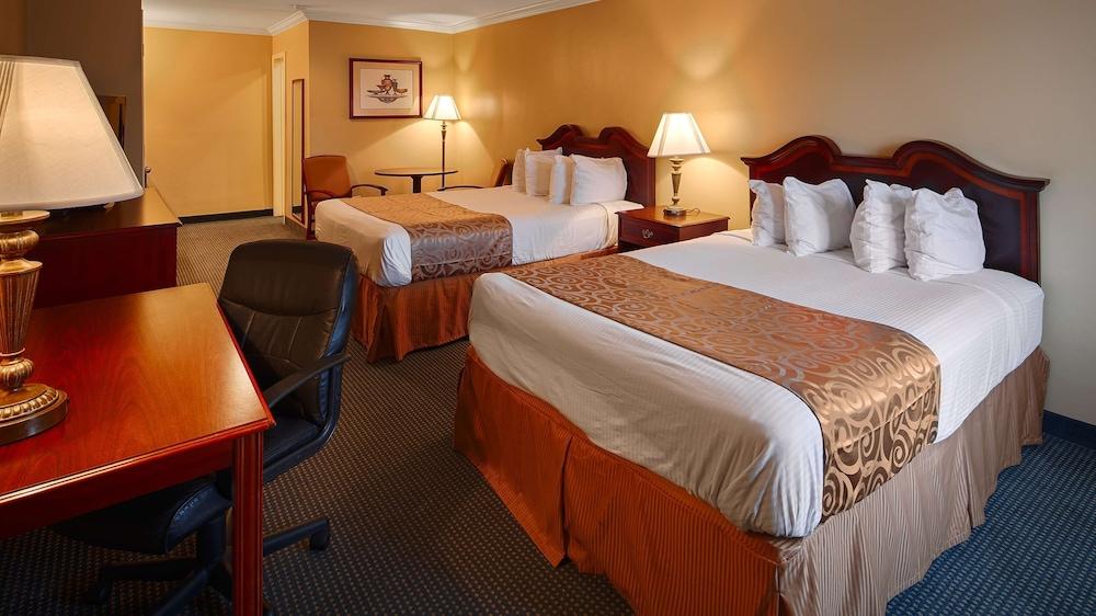 Best Western Forest Inn photo 7