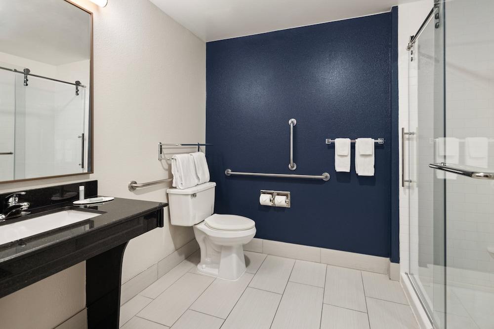 Fairfield Inn & Suites Columbus East photo 22