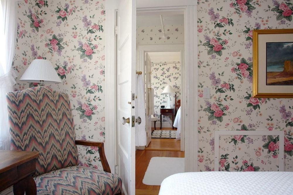 The Colony Hotel photo 22