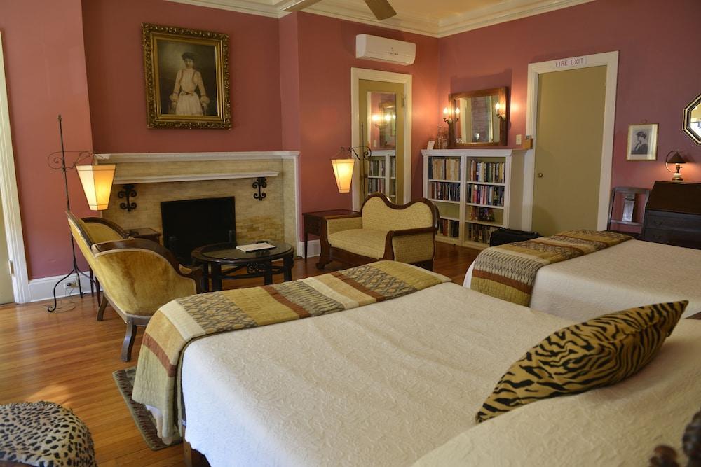 Tabard Inn photo 5