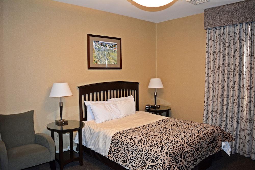 The Parker Inn & Suites photo 27